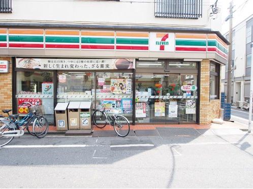 秀和椎名町レジデンス　コンビニ