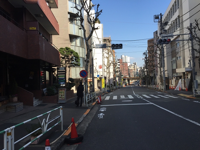 マルモール代々木　前面道路