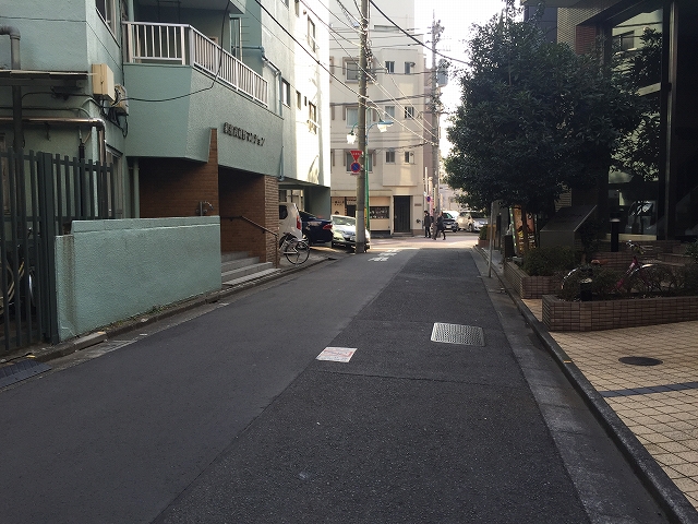 荻窪武蔵野マンション　前面道路