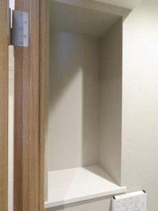 松栄戸越マンション　トイレ棚