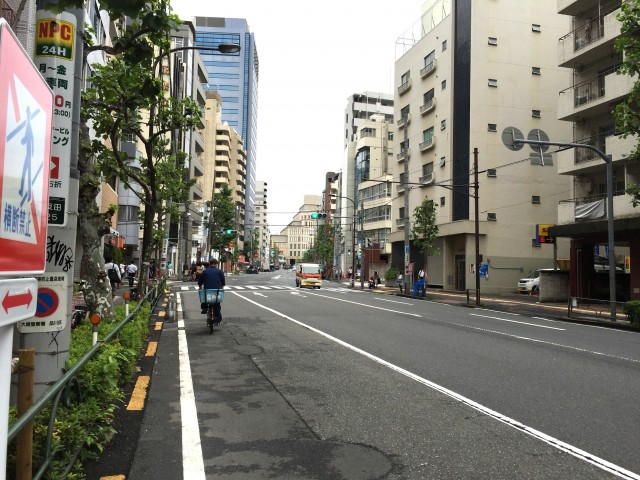 クレール島津山　前面道路