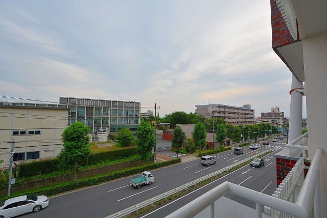 日商岩井田園調布マンション　バルコニー