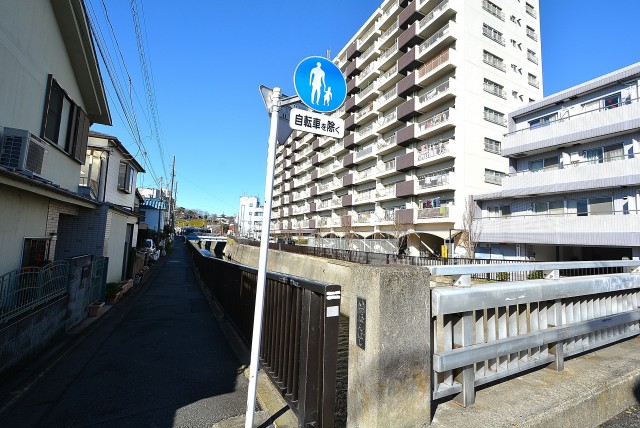 池上駅周辺 川沿い