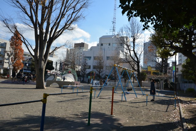 三軒茶屋駅周辺　公園