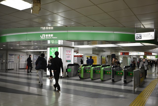 新宿ー代々木 新宿駅